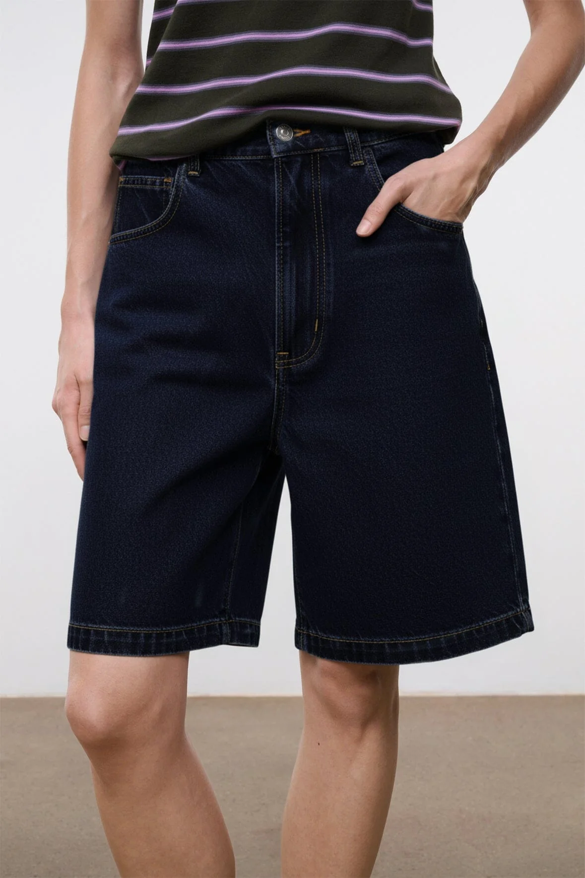 TREVOR BERMUDA SHORT | INDIGO - Image 2