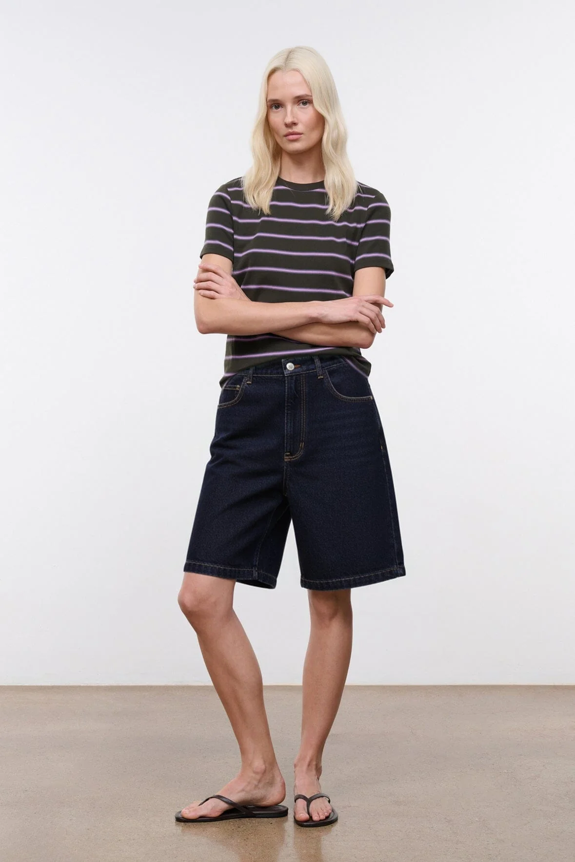 TREVOR BERMUDA SHORT | INDIGO